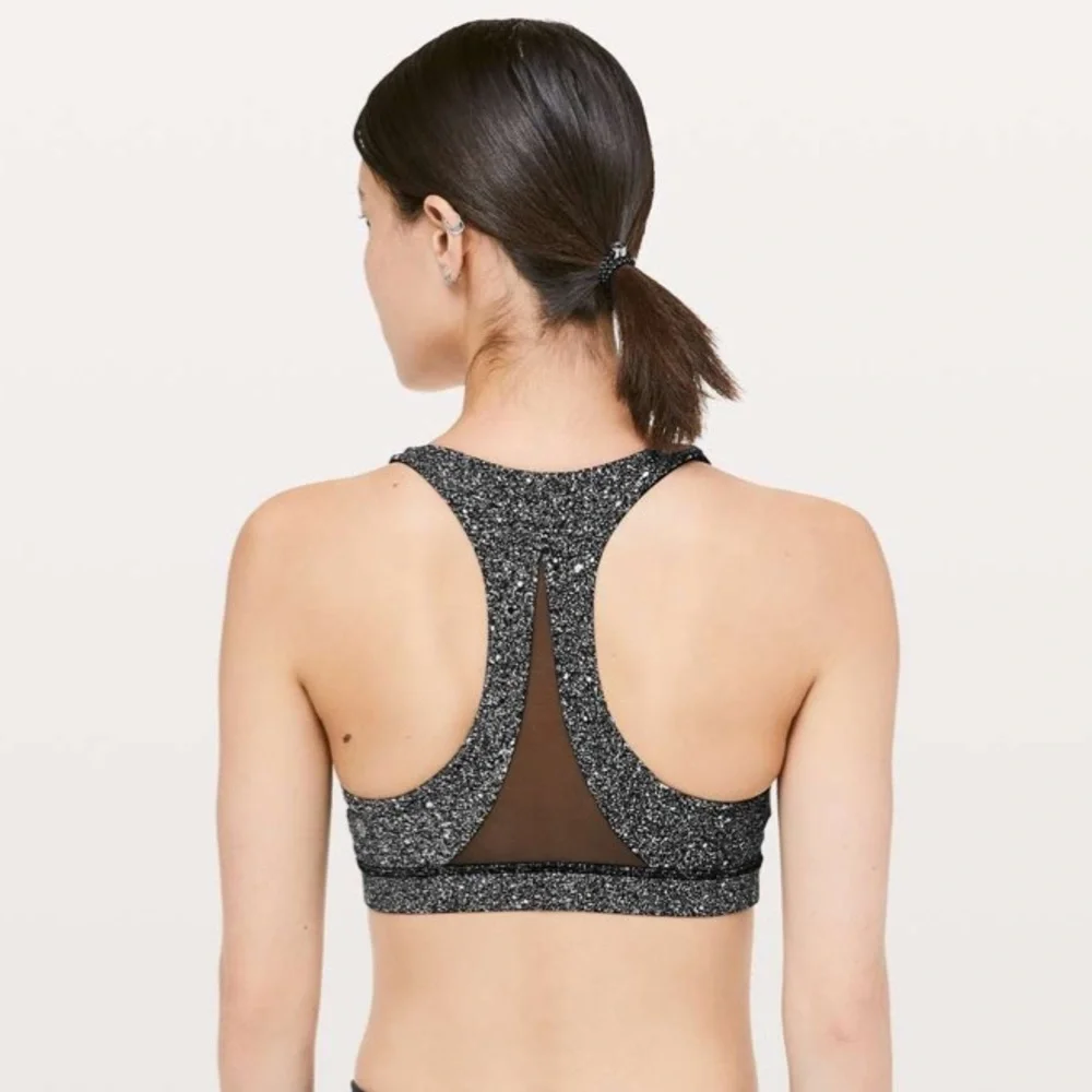 Lululemon Invigorate Bra Luminesce Splatter Mesh Back White Black / Black Size 4
